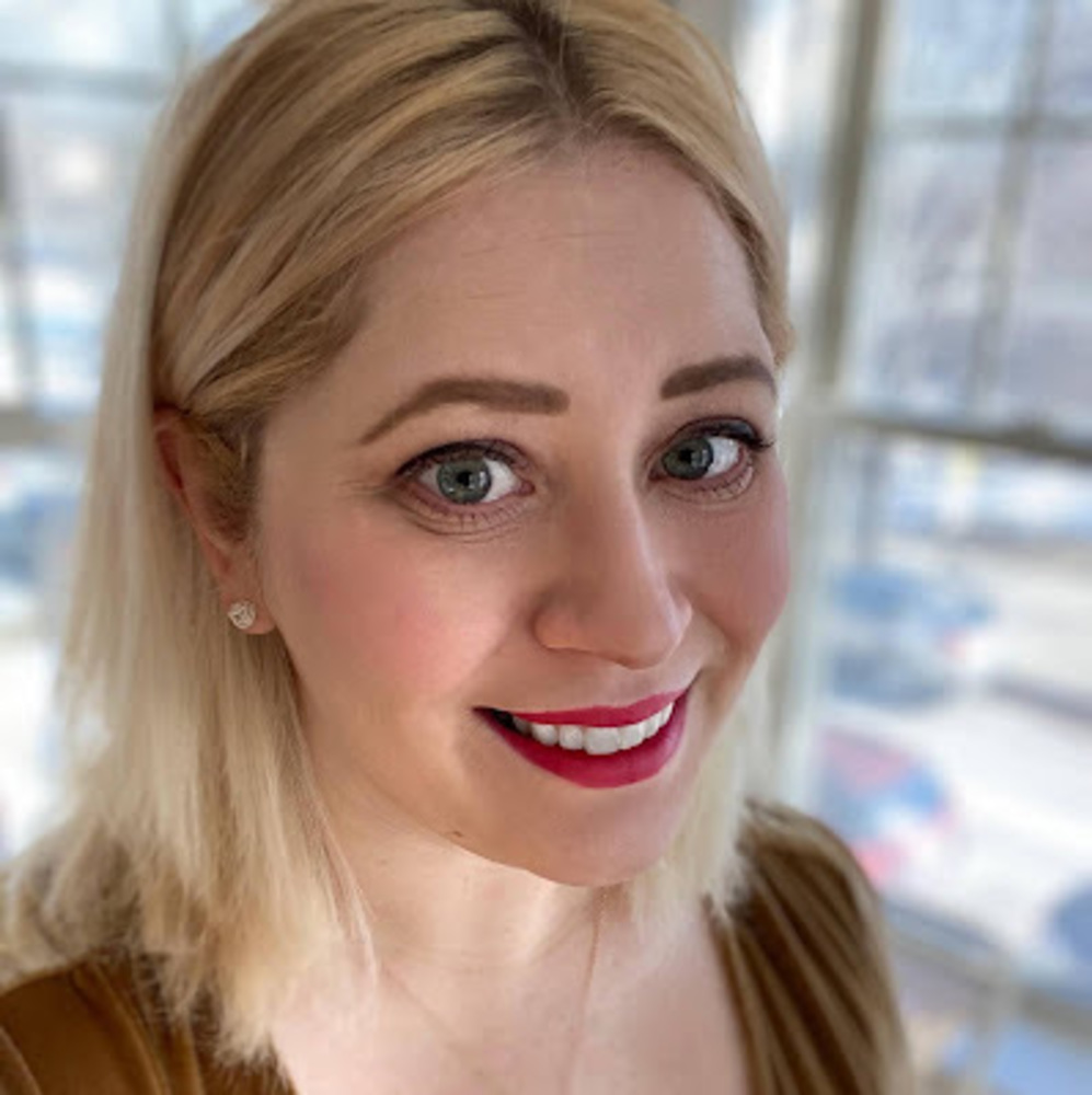 Meet your Posher, Lauren